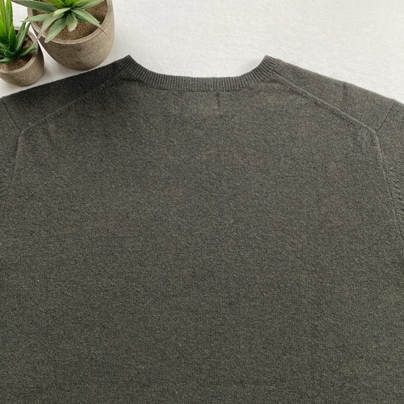 Eddie Bauer Stretch Lambswool Blend Knit Long Sleeve V Neck Pullover Sweater - Picture 6 of 14